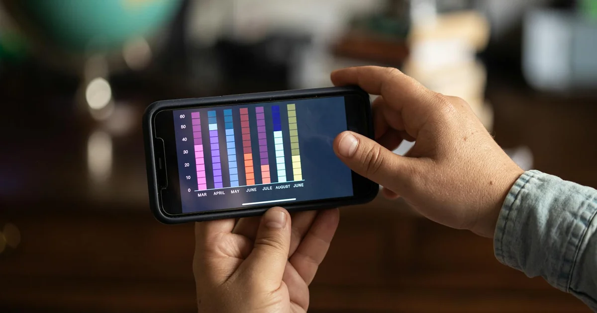 Illustration du nouveau seuil de complétion 70% sur TikTok 2026 pour les marques